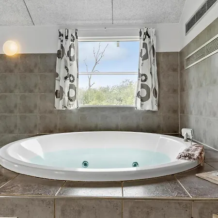 Pet Friendly In Sydals With Sauna بيت للعطل